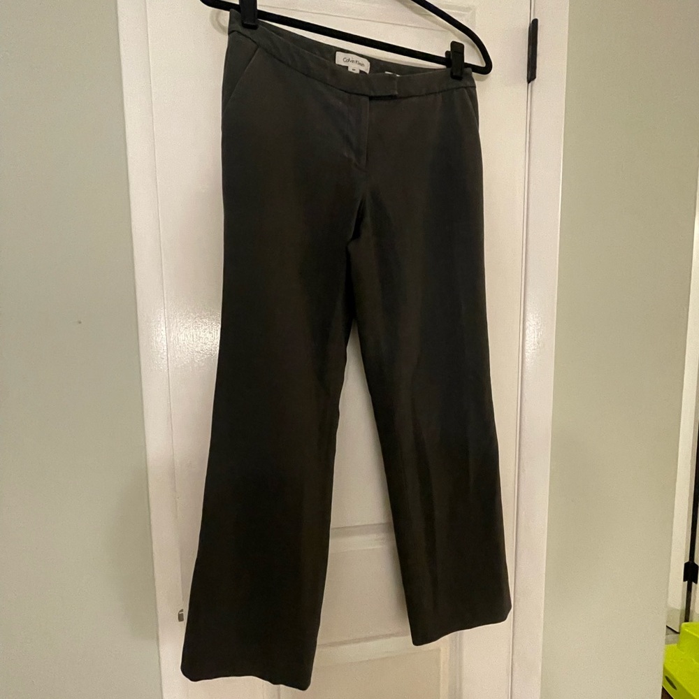 Calvin Klein gray size 4 petite straight leg